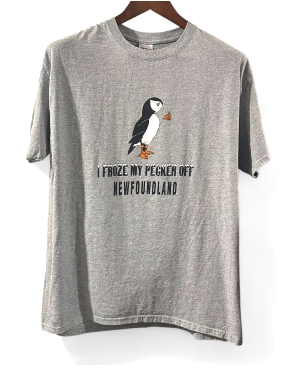 Y2K Funny Puffin Froze Pecker Off Newfoundland Graphic T-shirt Size Large